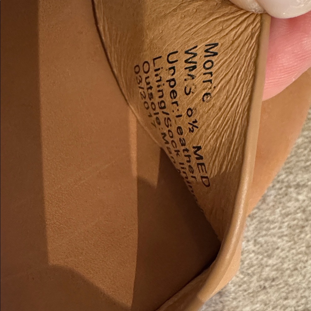 Gentle Souls by Kenneth Cole Tan Ankle-Strap Leather Sandals - Picture 9 of 9